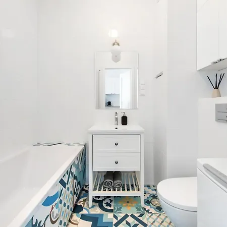 Superapart Stalowa 39 Modern Unit With Kitchen & Wifi Warszawa