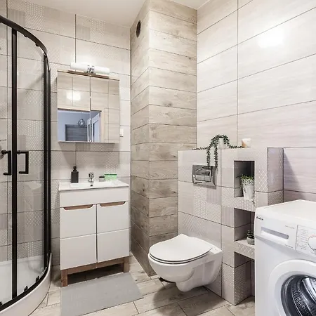 Superapart Stalowa 39 Modern Unit With Kitchen & Wifi *